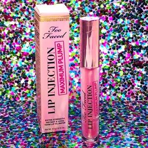 Too Faced Lip Injections Maximum Plump